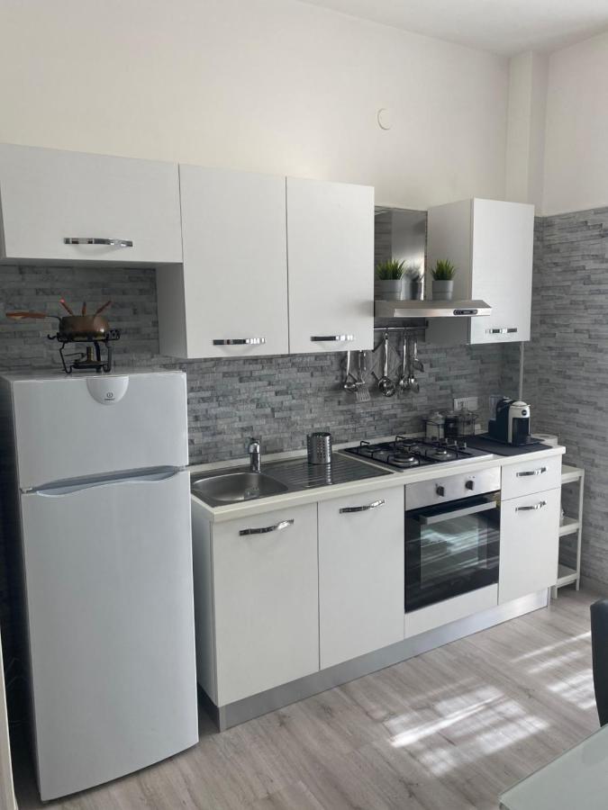 ヴィーコ・エクエンセCasa Marinellaアパートメント エクステリア 写真